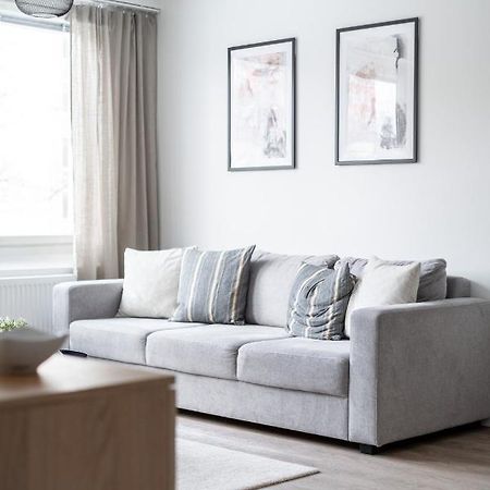 Modern 2Br Apartment With Balcony & Central Location - Hosted By 2Ndhomes Tampere Kültér fotó