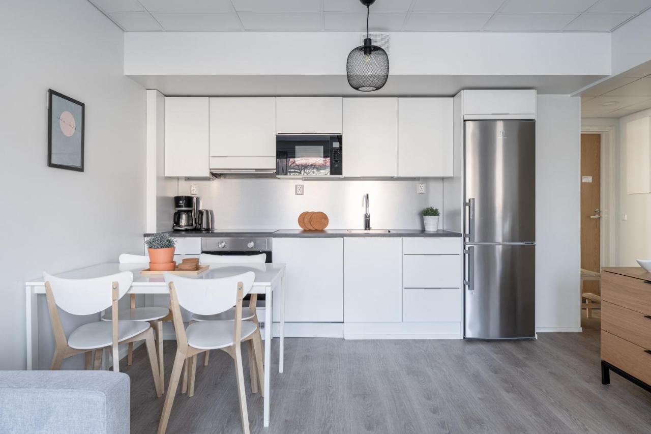 Modern 2Br Apartment With Balcony & Central Location - Hosted By 2Ndhomes Tampere Kültér fotó